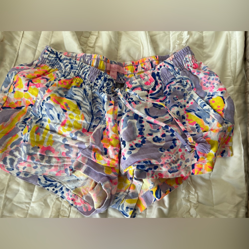 Xs Lilly Pulitzer shorts!